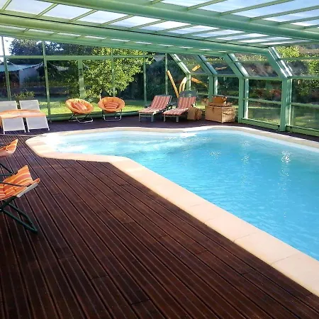 Bed & Breakfast D'hote Avec Piscine Couverte *